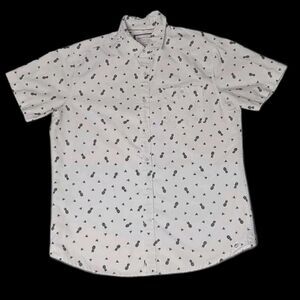 Free Planet Short Sleeve Button Up Mens Size Large White With Black...